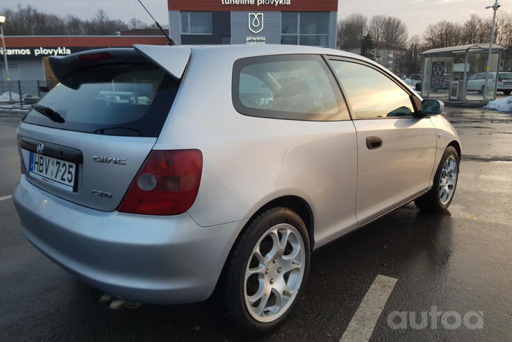 Honda Civic 7 generation Hatchback 3-doors