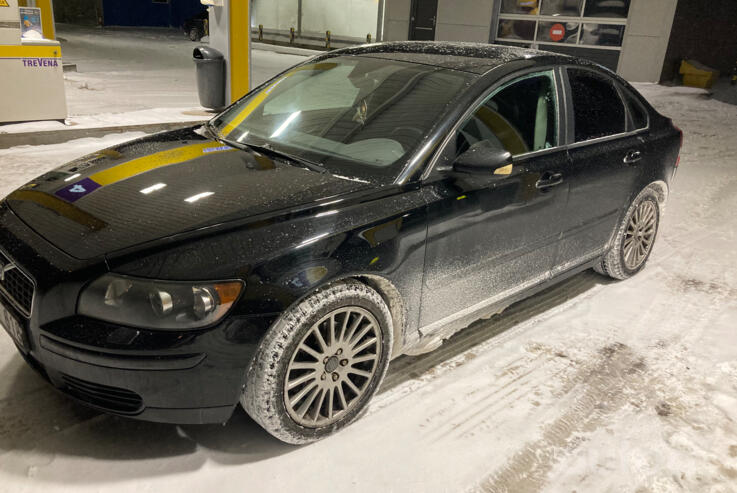 Volvo S40 2 generation Sedan