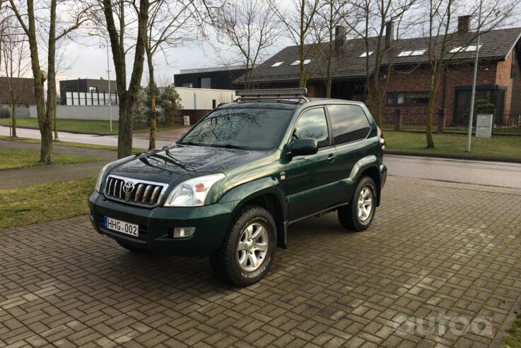 Toyota Land Cruiser Prado J120 SUV 3-doors