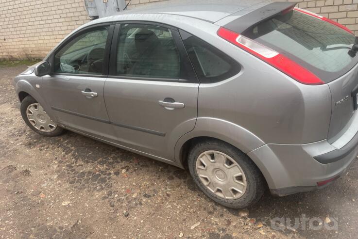 Ford Focus 2 generation Hatchback 5-doors