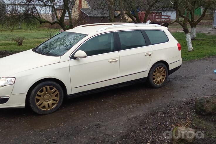 Volkswagen Passat B6 wagon 5-doors