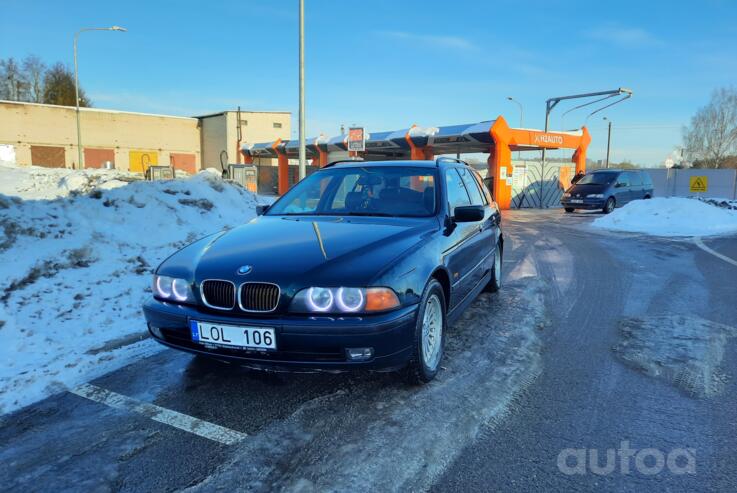 BMW 5 Series E39 Touring wagon