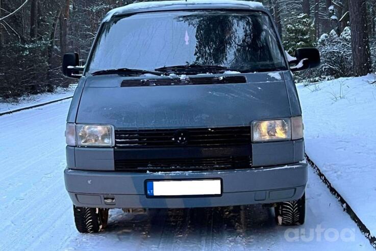 Volkswagen Caravelle T4 Minivan