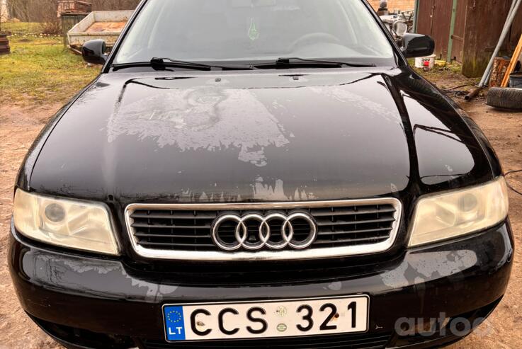 Audi A4 B5 Avant wagon 5-doors