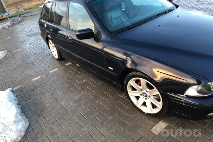 BMW 5 Series E39 Touring wagon