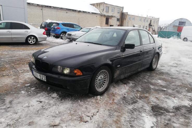 BMW 5 Series E39 Sedan 4-doors