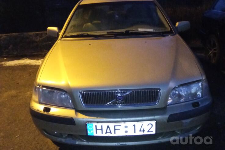 Volvo V40 1 generation [restyling] wagon