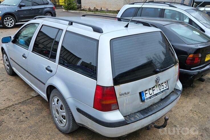 Volkswagen Golf 4 generation wagon