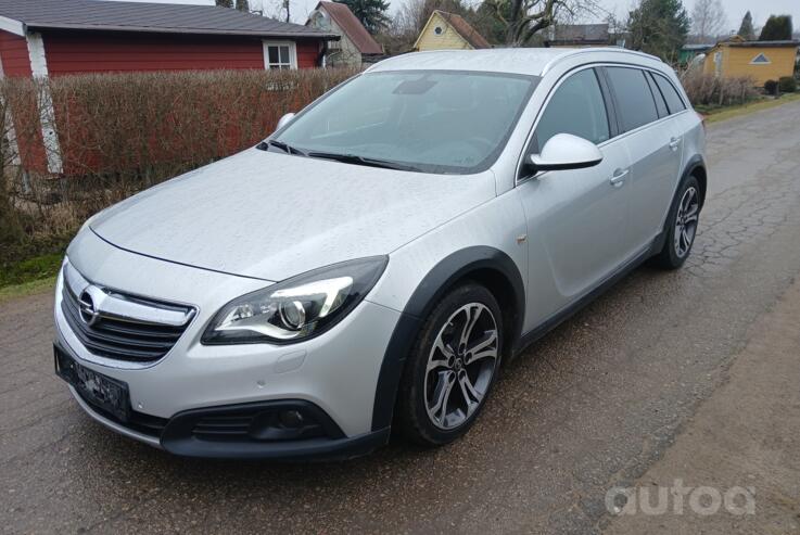 Opel Insignia A [restyling] Country Tourer wagon 5-doors