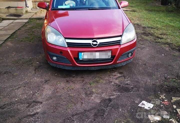 Opel Astra H Hatchback