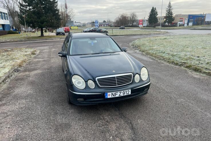 Mercedes-Benz E-Class W211/S211 wagon 5-doors