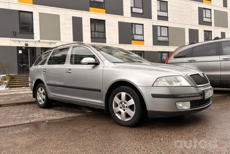 Skoda Octavia 2 generation Combi wagon 5-doors