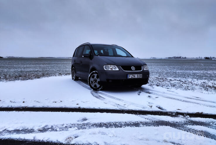 Volkswagen Touran 1 generation Minivan