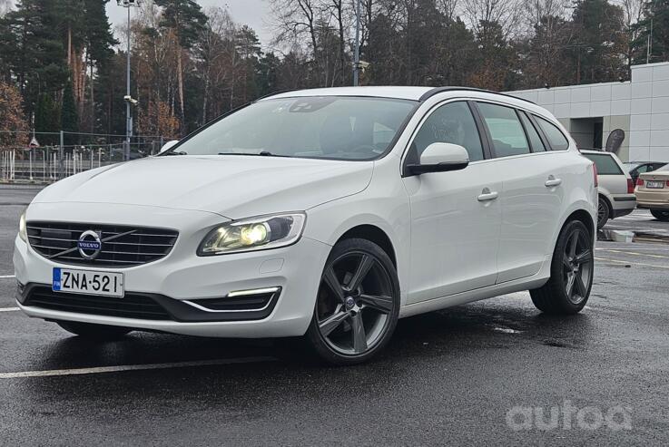 Volvo V60 1 generation [restyling] wagon 5-doors