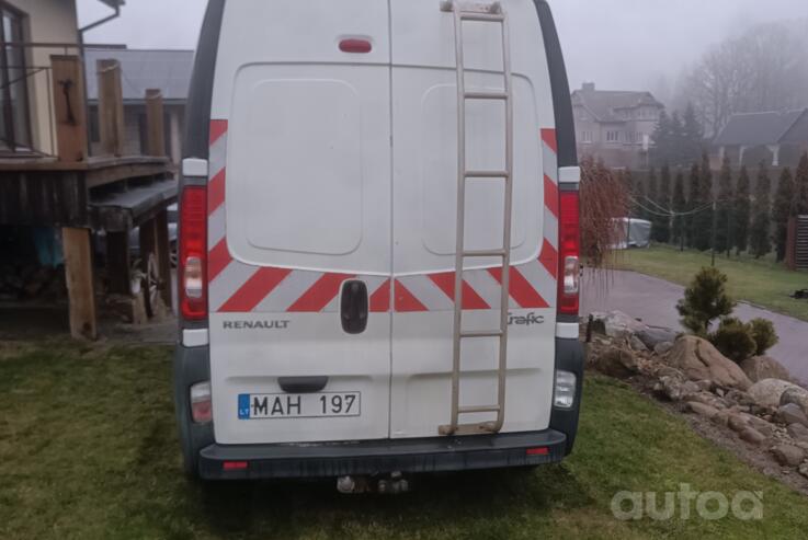 Renault Trafic X83 [restyling]