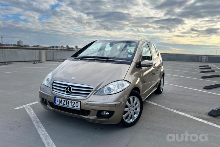 Mercedes-Benz A-Class W169 Hatchback 5-doors