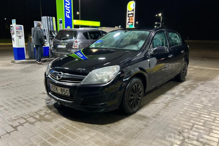 Opel Astra H [restyling]