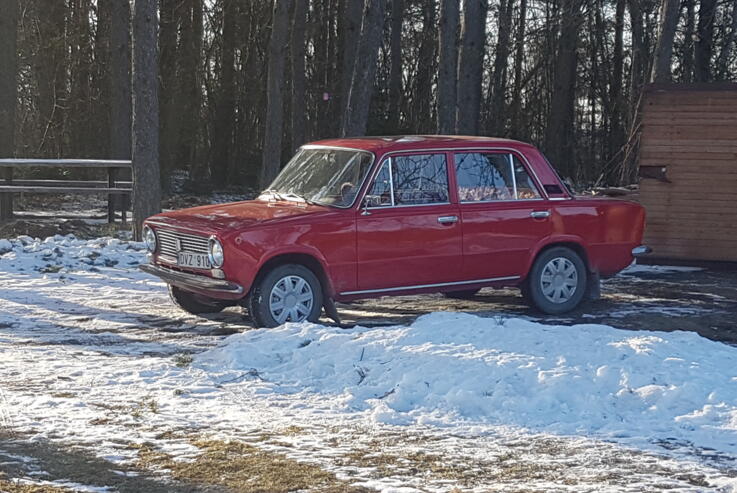 LADA (VAZ) 2103