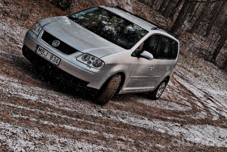 Volkswagen Touran 1 generation Minivan