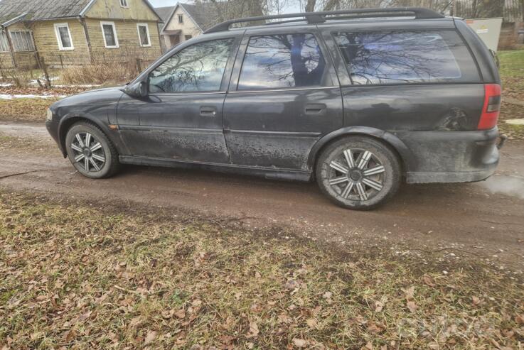 Opel Vectra B [restyling] wagon 5-doors