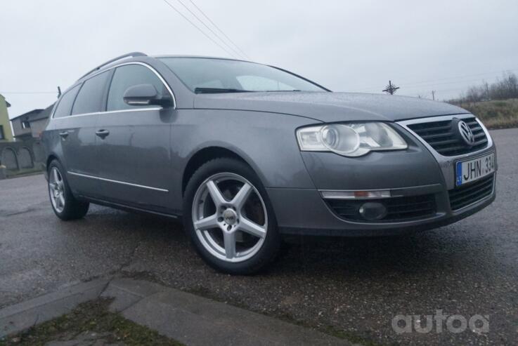 Volkswagen Passat B6 wagon 5-doors