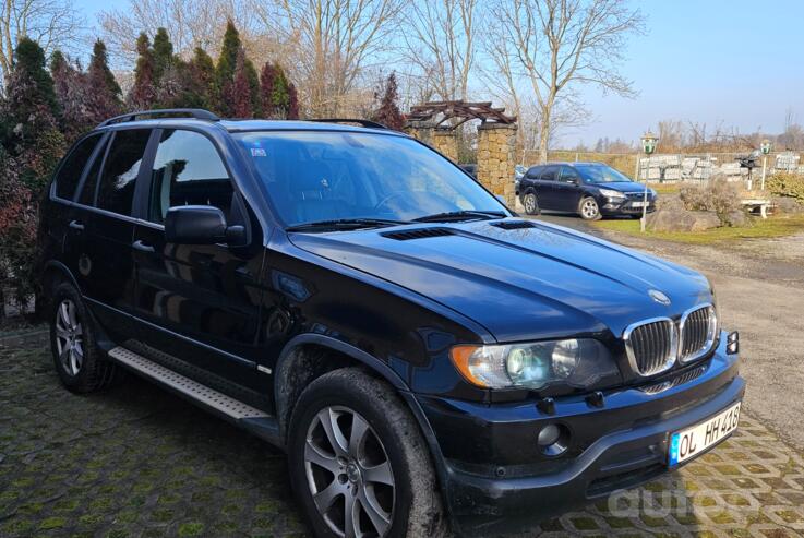 BMW X5 E53 Crossover