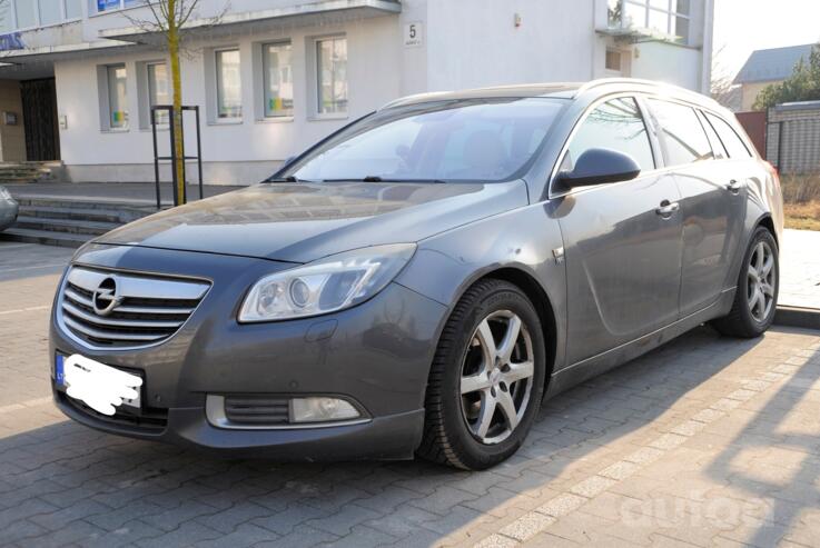 Opel Insignia A Sports Tourer OPC wagon 5-doors