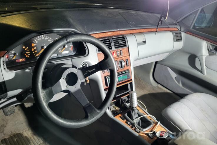 Mercedes-Benz E-Class W210 Sedan