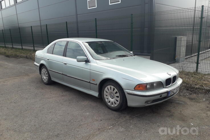 BMW 5 Series E39 Sedan 4-doors