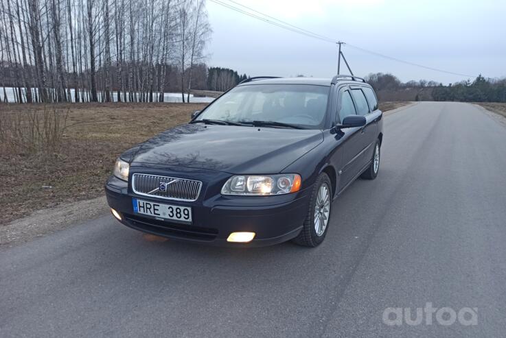 Volvo V70 2 generation [restyling] wagon 5-doors