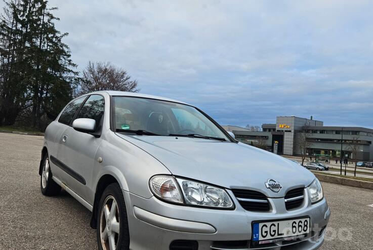 Nissan Almera N16 Hatchback 3-doors
