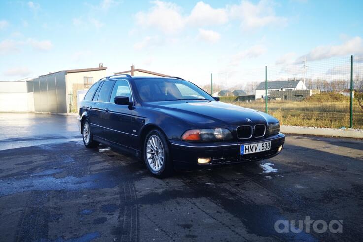 BMW 5 Series E39 Touring wagon
