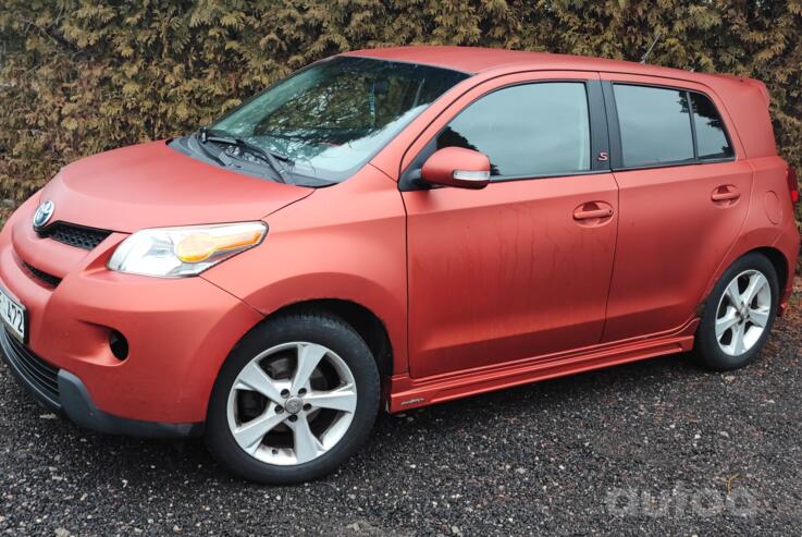 Scion xD 1 generation Hatchback