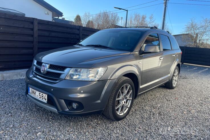 Fiat Freemont 345 Crossover