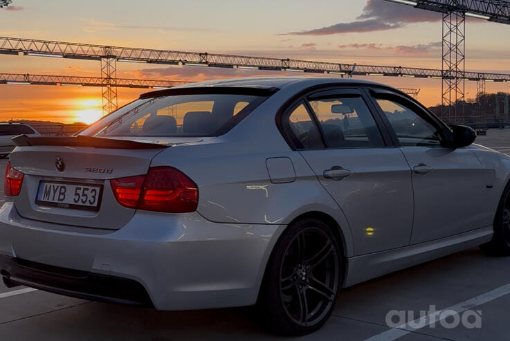 BMW 3 Series E90/E91/E92/E93 [restyling] Sedan