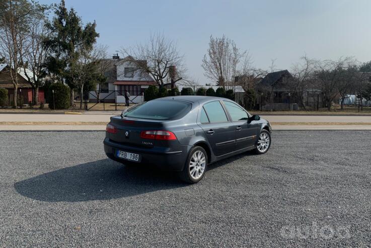Renault Laguna 2 generation Liftback