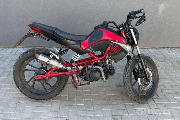 Kymco K-Pipe