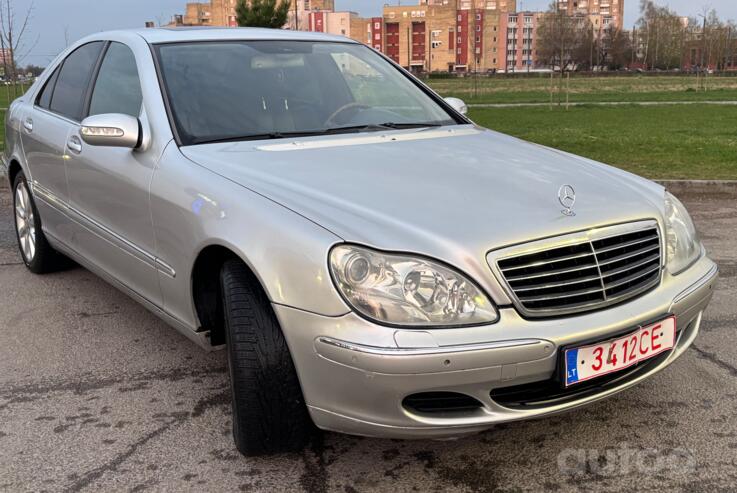Mercedes-Benz S-Class W220 [restyling] Sedan 4-doors