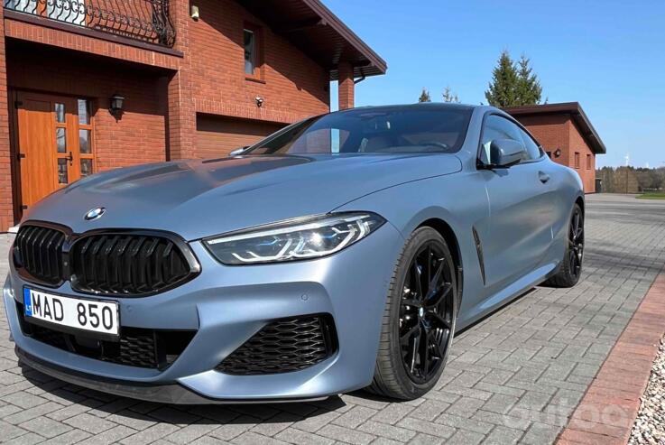 BMW M8