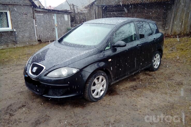 SEAT Toledo 3 generation Hatchback
