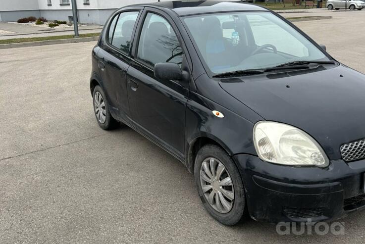 Toyota Yaris 2 generation