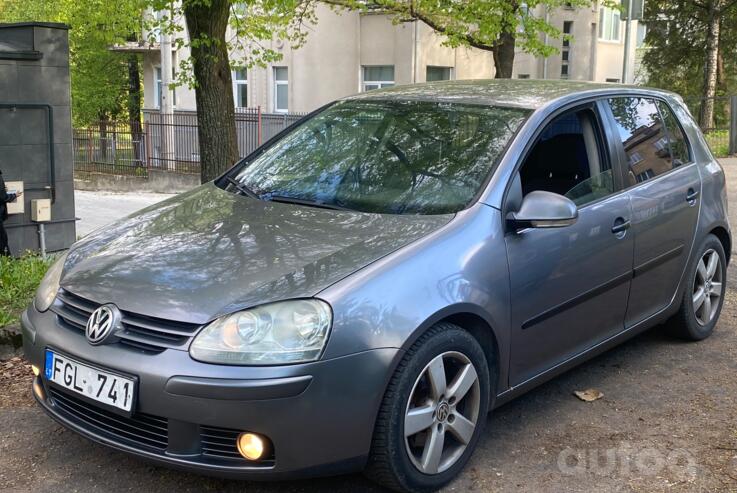 Volkswagen Golf 5 generation Hatchback 5-doors