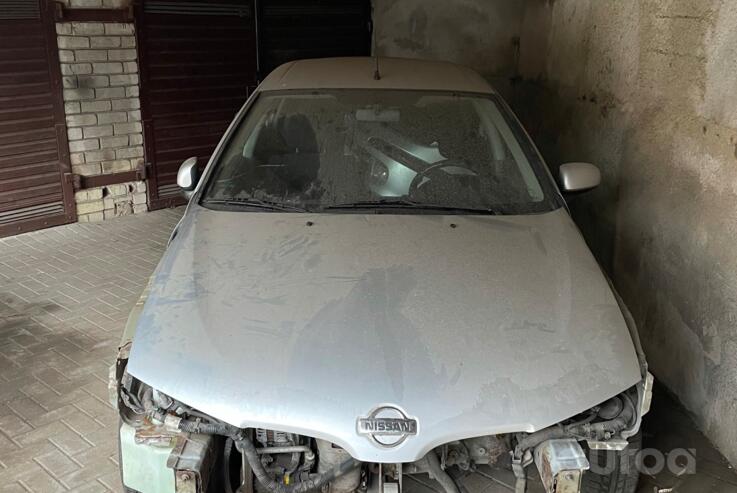 Nissan Almera N16 Hatchback 5-doors