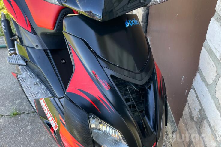 Aprilia SR