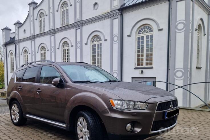 Mitsubishi Outlander 2 generation [restyling]