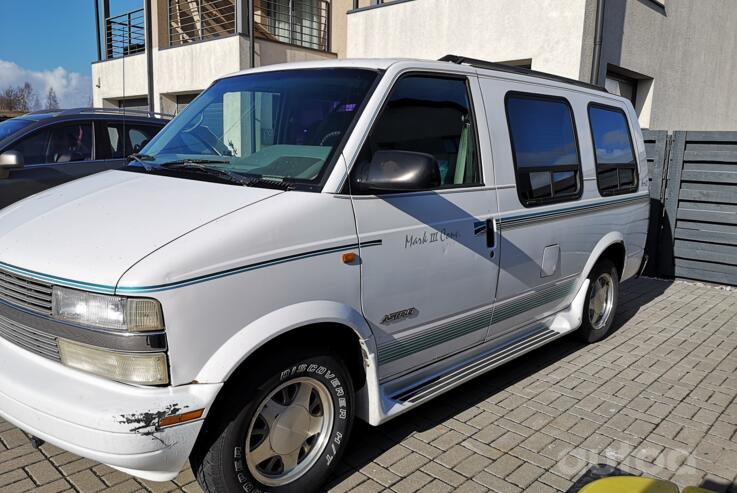 Chevrolet Astro 2 generation Conversion minivan 4-doors