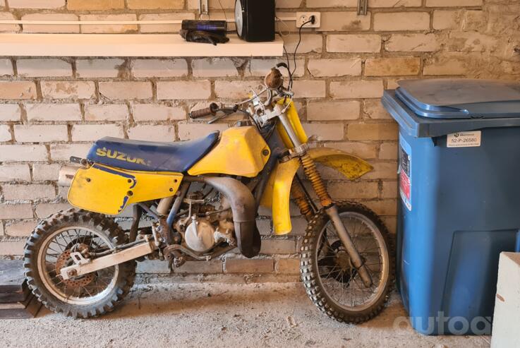 Suzuki RM