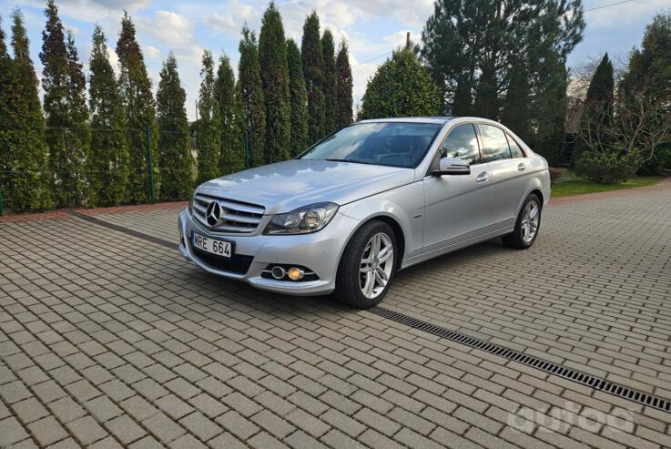 Mercedes-Benz C-Class W204/S204/C204 [restyling] Sedan 4-doors