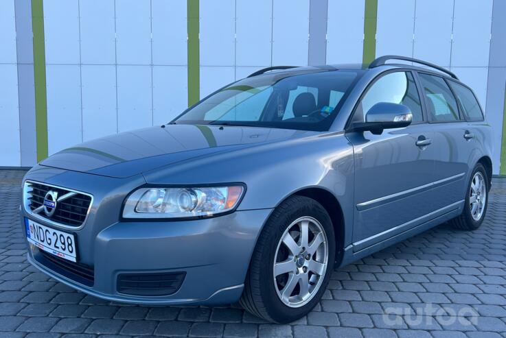 Volvo V50 1 generation [restyling]
