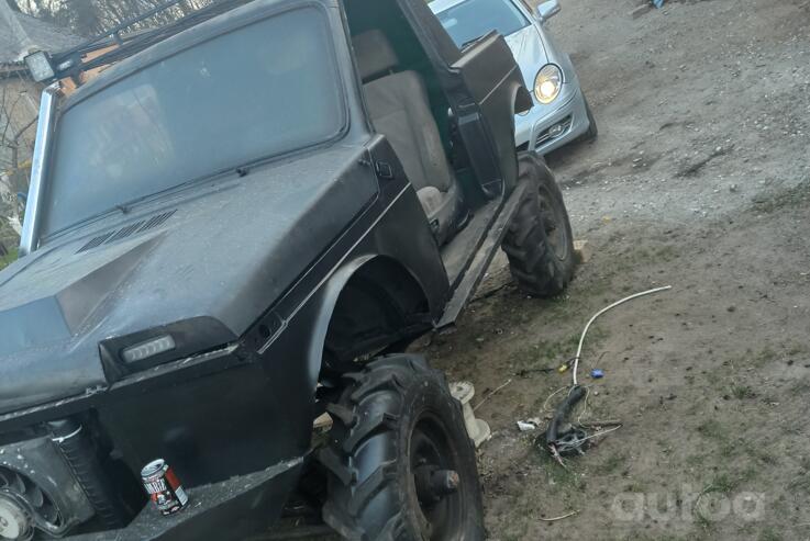 VAZ (Lada) 4x4 1 generation SUV